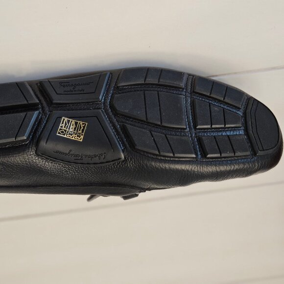 Ferragamo Black Leather Driver with Gancini Ornament Size 10 EE (10.5 to 11US) - Picture 11 of 16